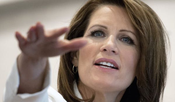 'Occupy' protesters target Bachmann in Iowa