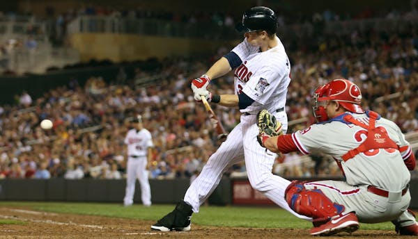 Souhan: Morneau searching for the elusive home run swing