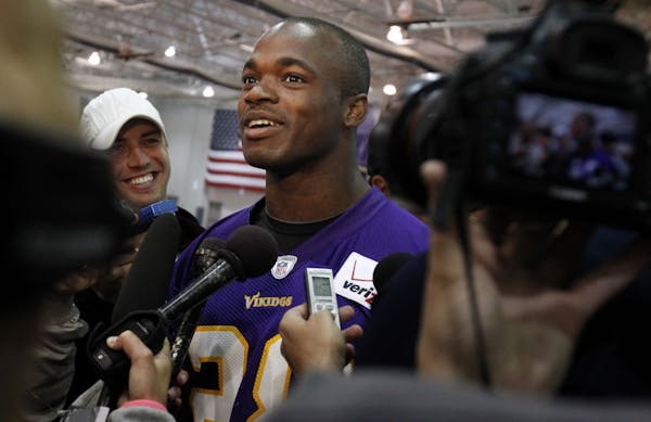 Adrian Peterson: 'I'm back'