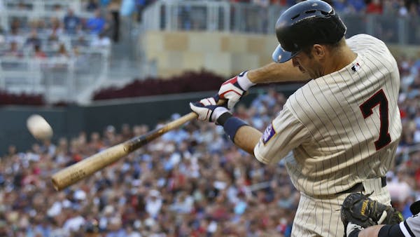 Rand: Behind the scenes look at Mauer's 2011 contract extension