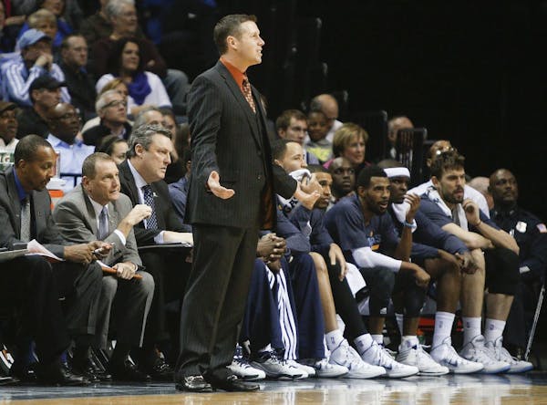 Wolves Daily: Memphis coach Dave Joerger interviewed for job vacancy