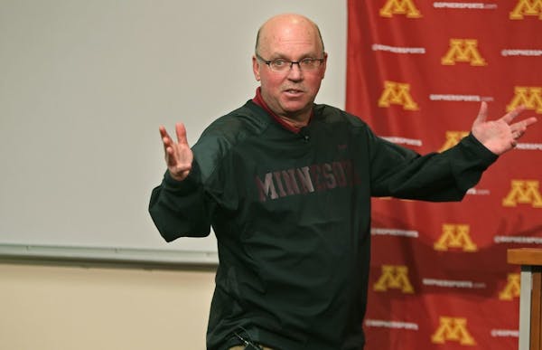 Dancing shoes: Gophers coach Jerry Kill busts a move (sort of)