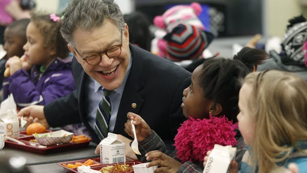 Franken wants more students to get free school lunch