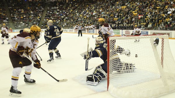 Gophers hold off Notre Dame for series sweep