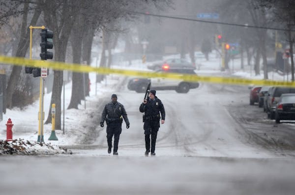 Minneapolis police briefing about shot officer