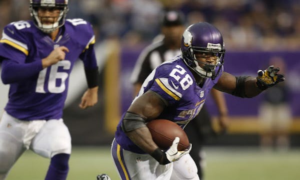Vikings' Peterson keeps pushing to be the best ever