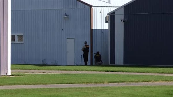 Raw video: Police search Anoka airport for Hoffman