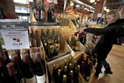 Minnesota Senate bottles up Sunday liquor sales debate