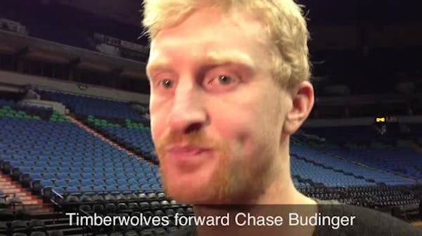 Wolves' Budinger won't rush his way back from knee surgery