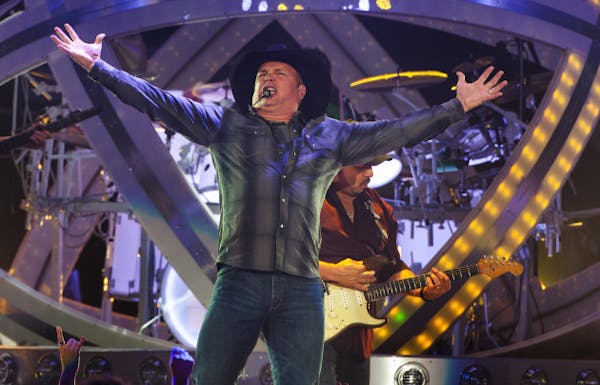 Garth Brooks coming to Twin Cities for 4 shows
