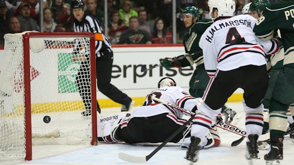 Wild dominates Blackhawks on both ends to even series