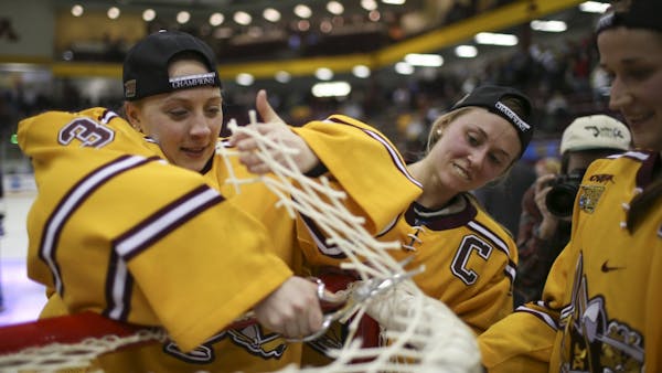 Old result, new twist: Gophers win national title, cut down the net