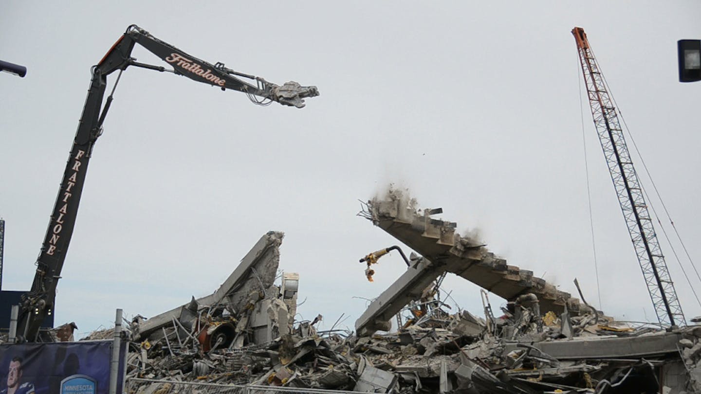 Last Of The Metrodome Seating Bowl Joins The Rubble Heap   T 59ff1cb1d3904698a188d39d804e43bf Name BFO 1024x576 