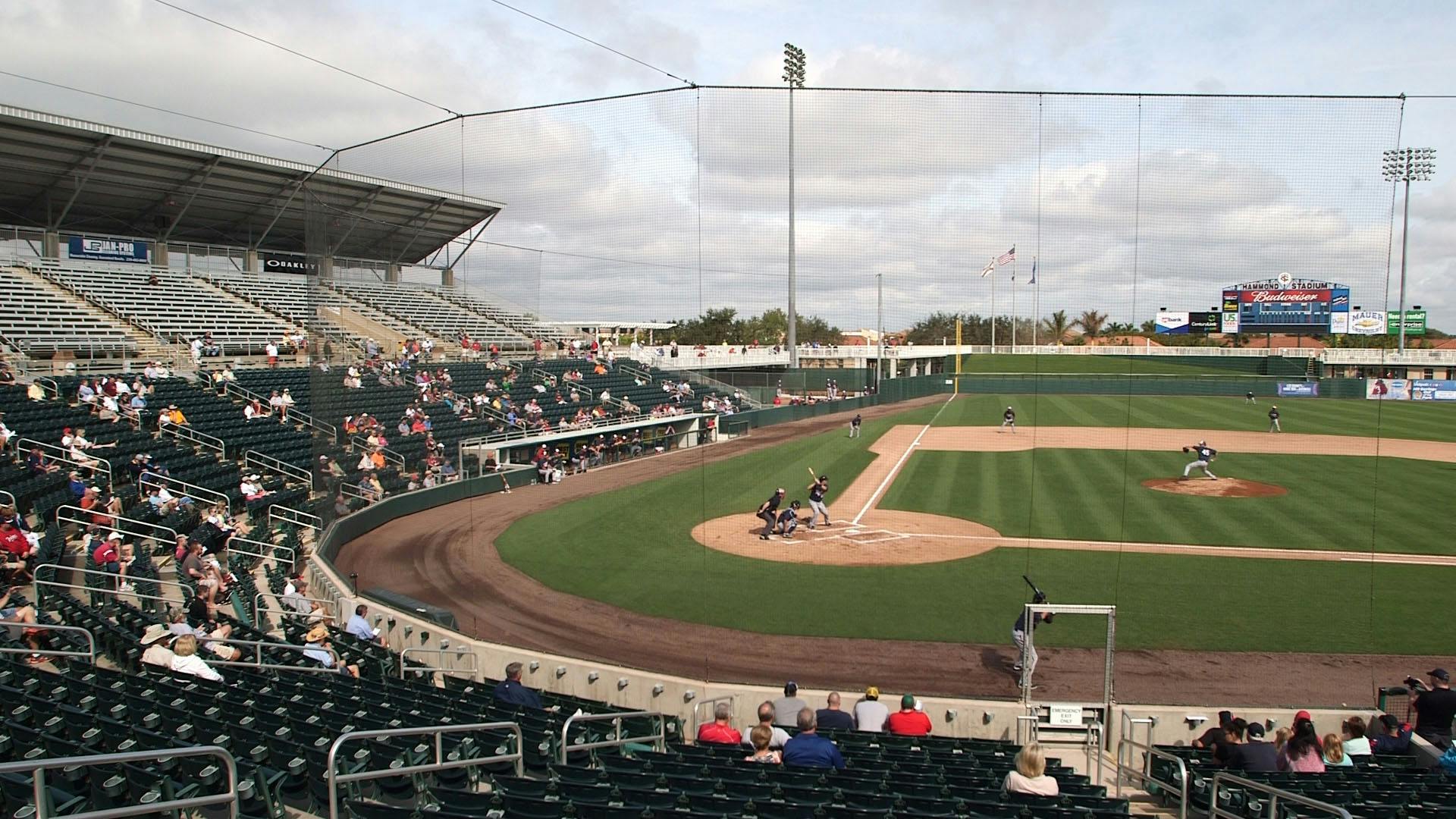 LaVelle E. Neal III and Phil Miller review the Twins' intrasquad outing and preview what to look for in spring training games.