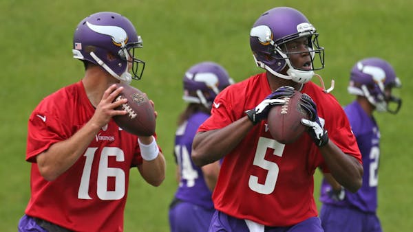 Vikings QBs: learning the new system