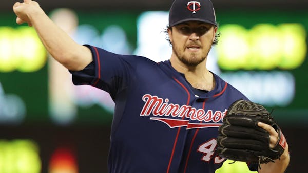 Youngsters come up big in Twins' late comeback