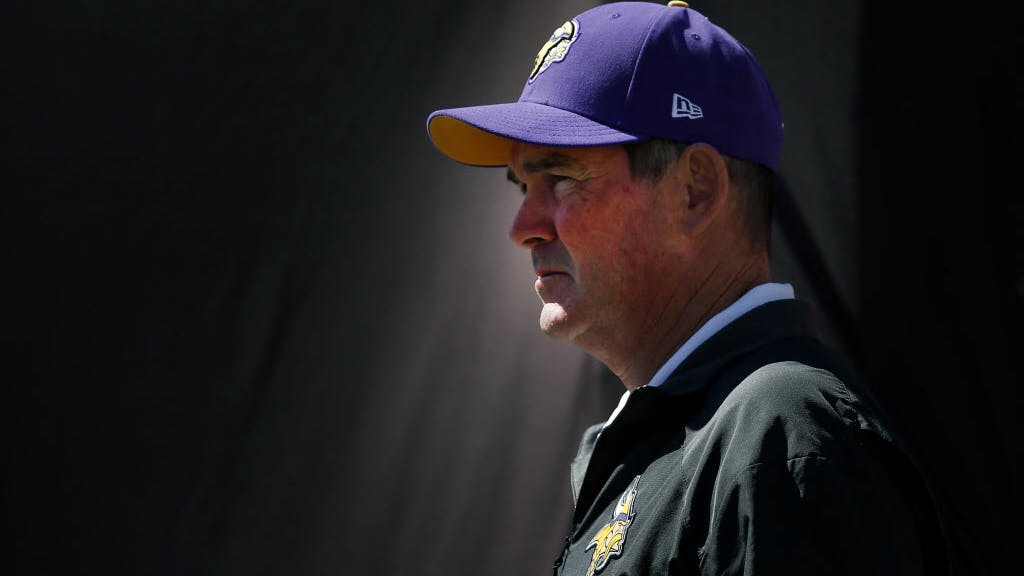 Michael Rand and Jim Souhan talk about Vikings head coach Mike Zimmer and how well he's done so far despite the loss of some key players this season.