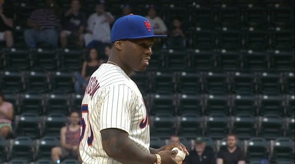 50 Cent flubs ceremonial first pitch