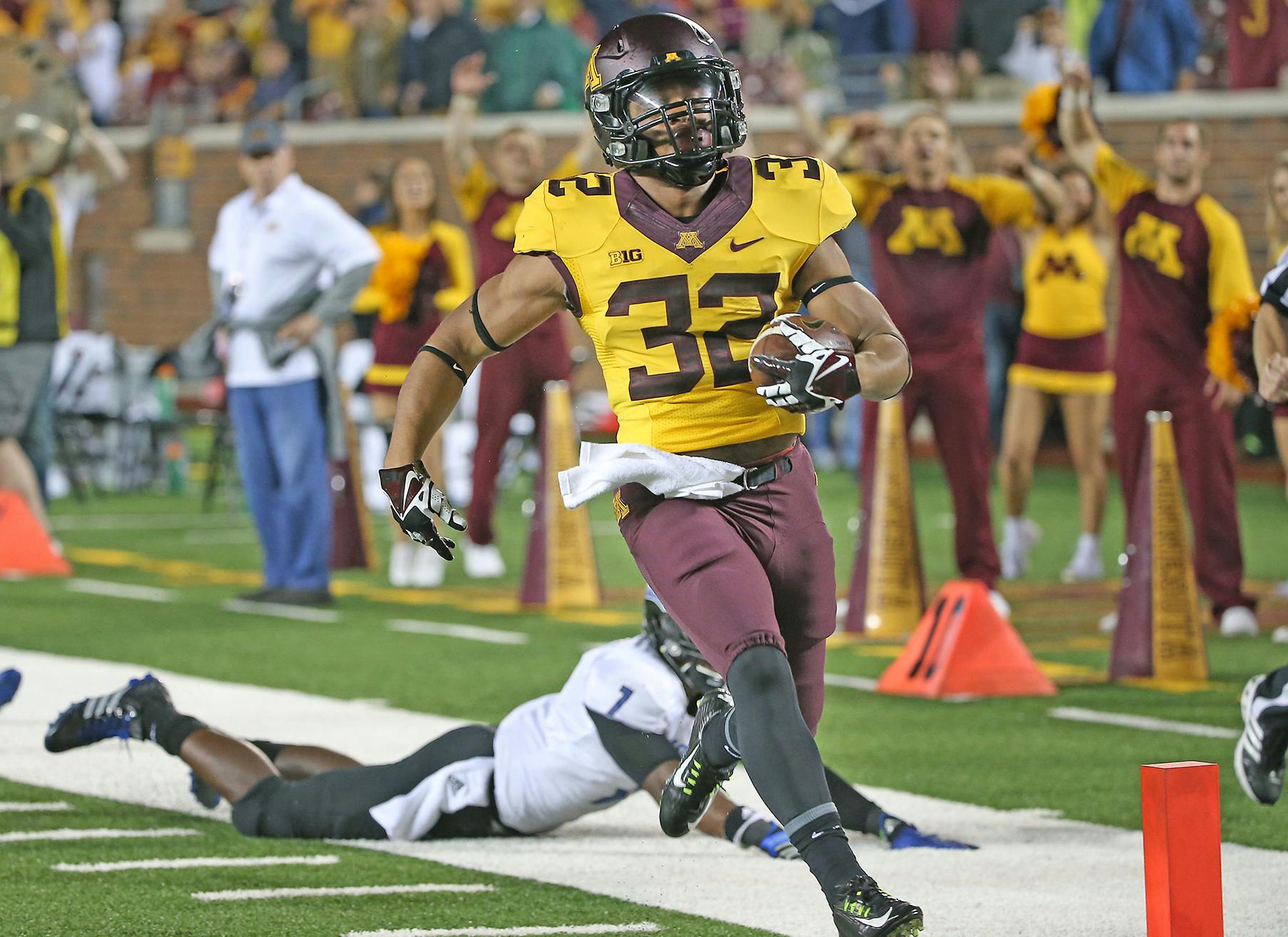 Gophers running back Berkley Edwards talks about the nerves he felt during his first college game .