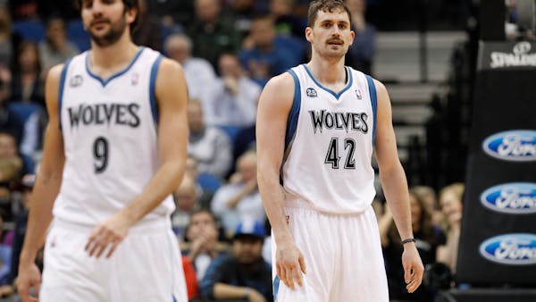 Souhan: Saunders looking like the best Wolves' coaching candidate