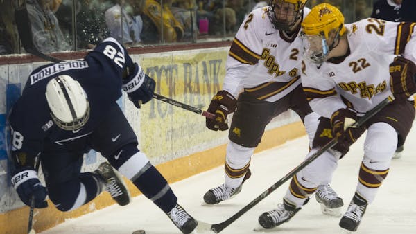 Boyd getting hot as Gophers hockey hits the road