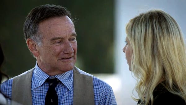 Video: Robin Williams returns to TV, 'Mother' comes to a close