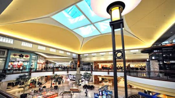 Inside Business: Mall from `Mallrats' sold