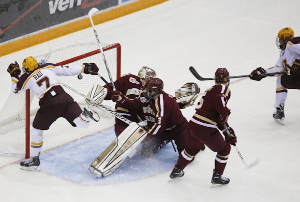 Lucia content with Gophers hockey tie vs. Boston College