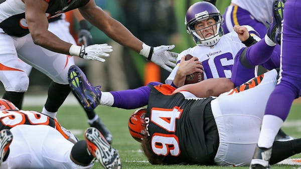 Cassel takes a step back with poor performance vs. Bengals