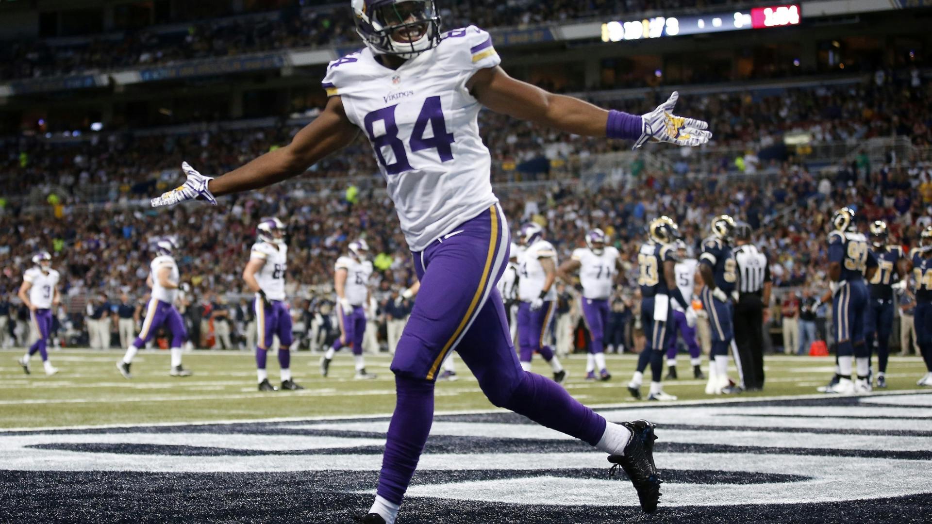 Vikings wide reciever Cordarrelle Patterson silenced the Edward Jones Dome on a 67-yard touchdown run to help the Vikings defeat the Rams 34-6 on Sunday.