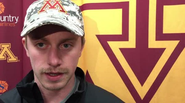Warning hoping to help spark Gophers' offense