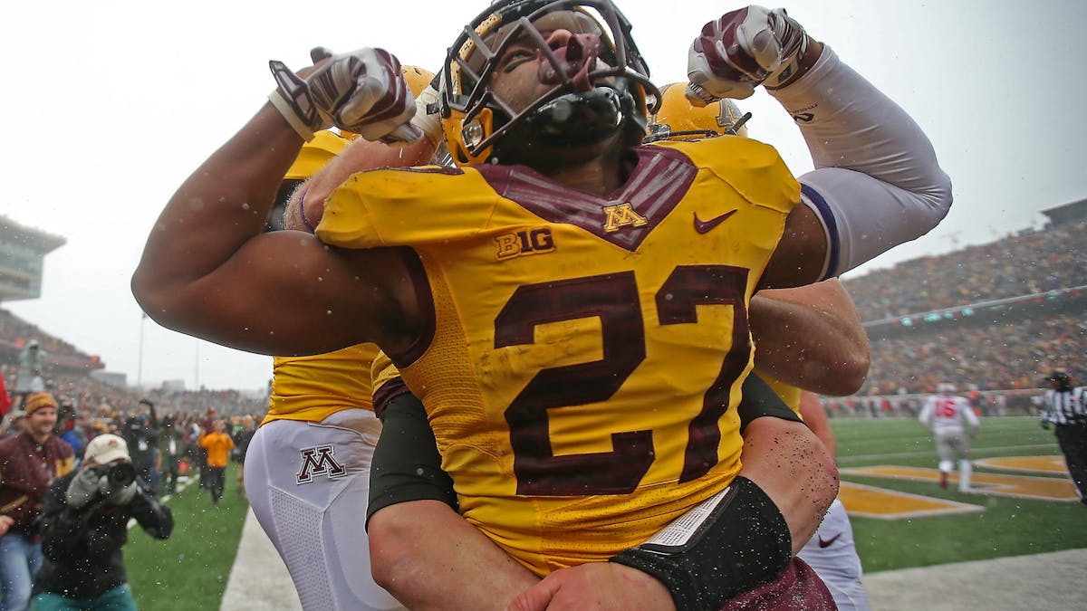 Cobb determined to get a bowl win in last game with Gophers