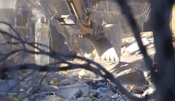 Crews begin demolition of Metrodome dock