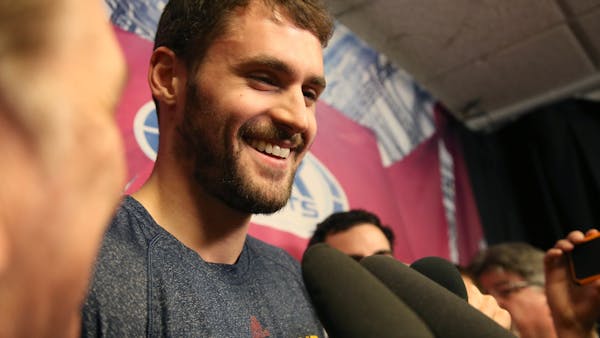 Raw video: Kevin Love returns to Target Center