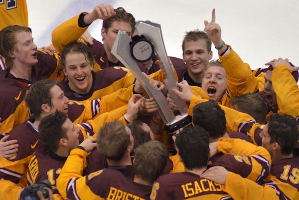 Gophers win Big Ten regular-season title with 6-2 victory over Penn State