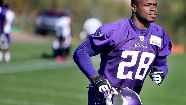 Peterson to play Sunday, asks that his privacy be respected