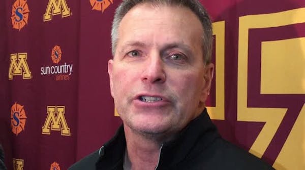 Gophers hockey coach Lucia under fire from disgruntled fans