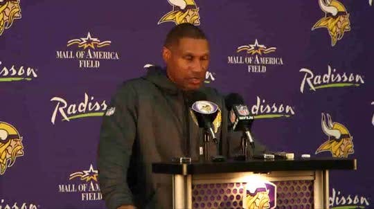 Coach Leslie Frazier said the vikings played well in a lot of areas but couldn't make a play in overtime to win Sunday's game in Green Bay.