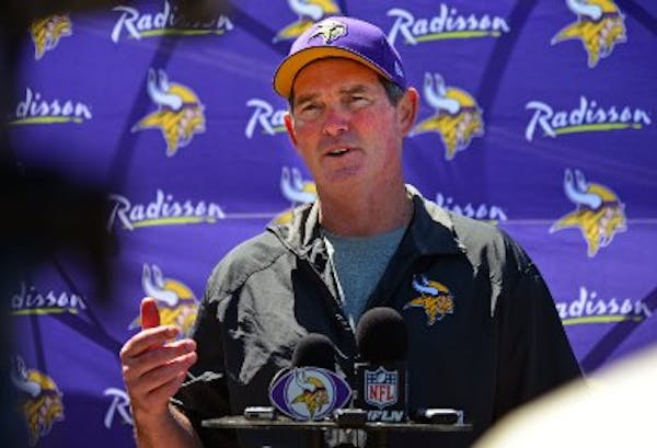 Rand: Vikings' Zimmer sets record straight on comments about Minnesota job