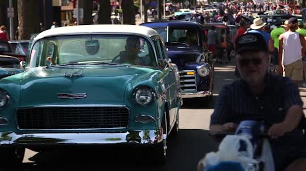 Street rods rock 'Back to the 50s' exhibition
