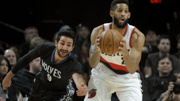 Wolves go cold, Blazers get hot and win 105-98
