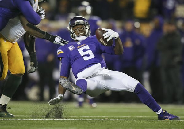 Zimmer: Vikings shot themselves in foot against Packers