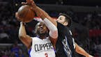 Wolves hang on to end long run of losses vs. Clippers