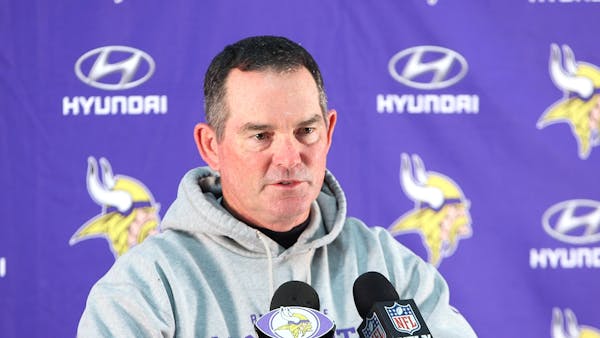 Vikings seek to get Peterson and rest of run game going