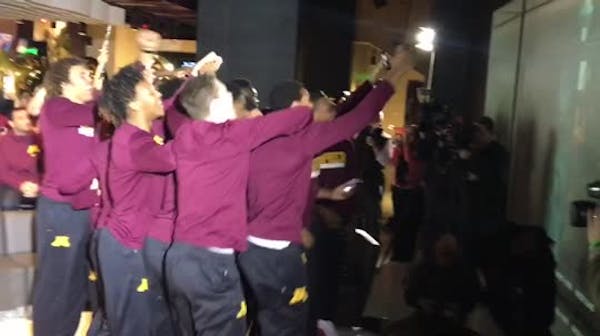 Gophers celebrate first March Madness trip in four years