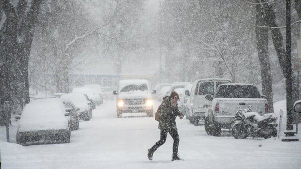 Biggest snowfall of season hits Twin Cities