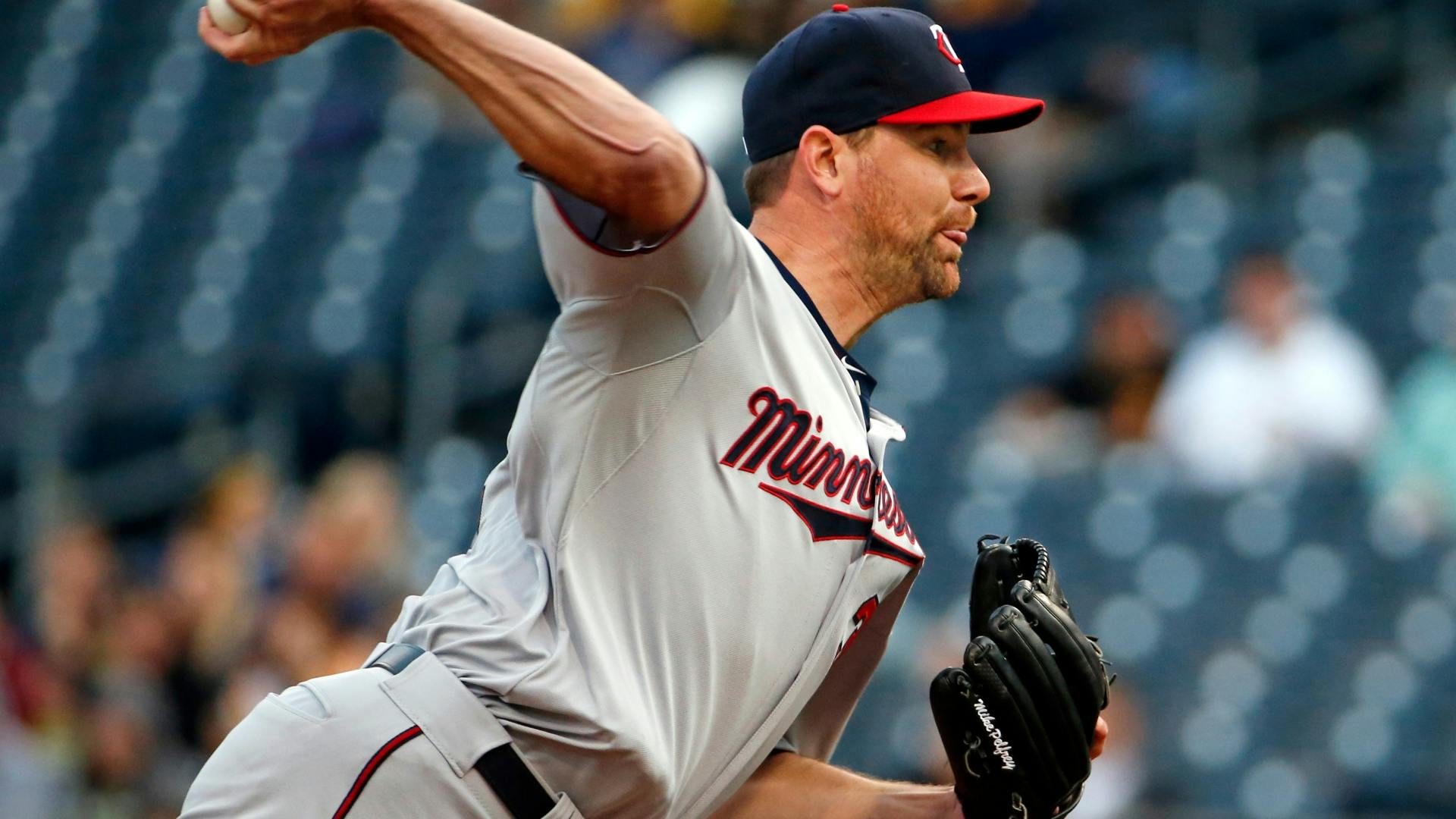 Mike Pelfrey went six strong innings Wednesday before the Twins won in extras.