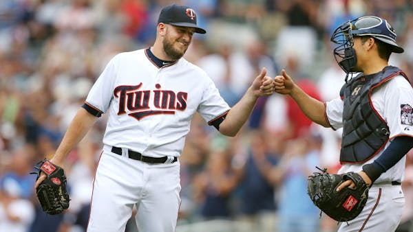 Hughes, Perkins both on mend for Twins