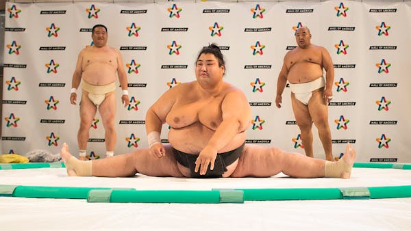 World sumo champions put on a show at Mall of America