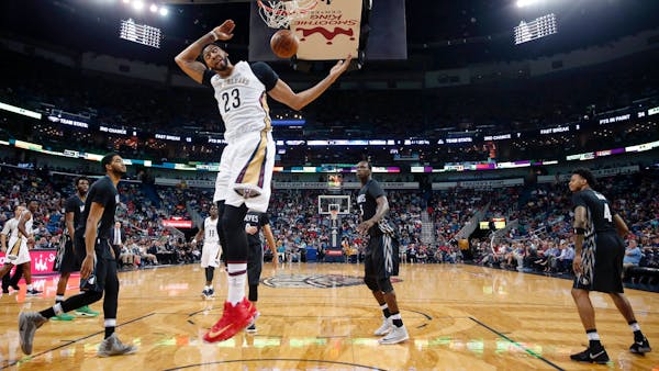 Wolves aspirations and spirits sink after loss in New Orleans